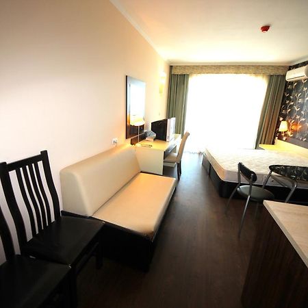 Menada Apartments In Grand Hotel Sveti Vlas Quarto foto
