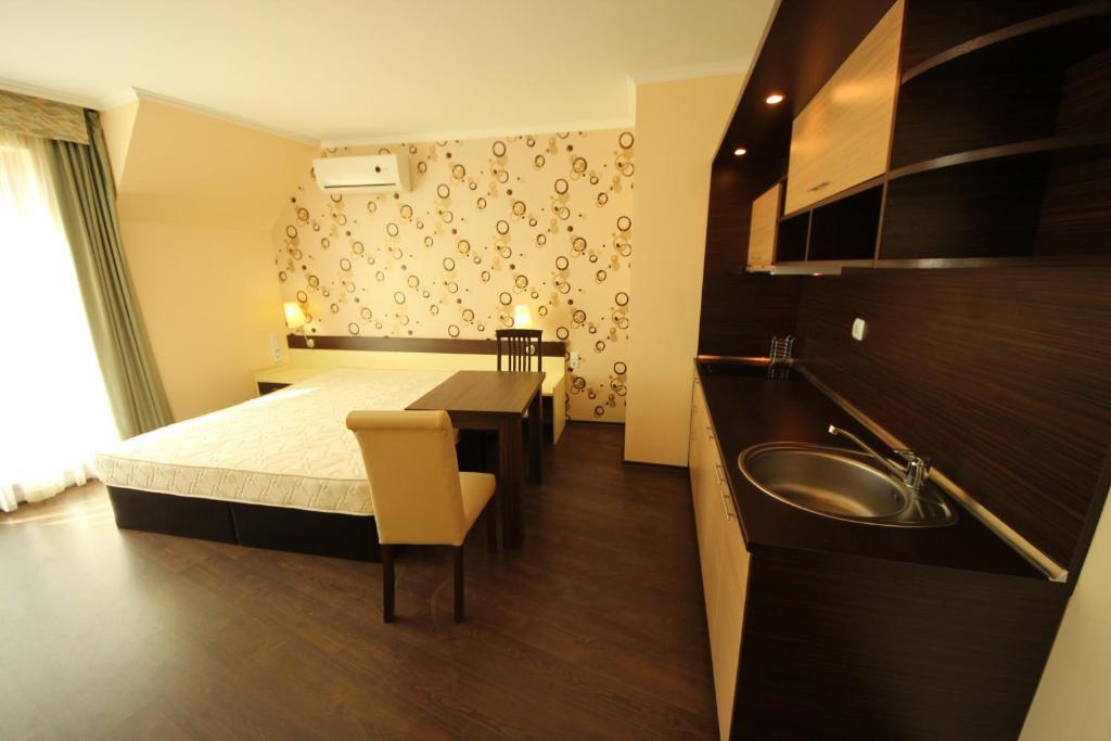 Menada Apartments In Grand Hotel Sveti Vlas Quarto foto